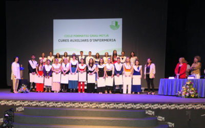 Carlet acoge las graduaciones de Ciclos de la EFA Torrealedua